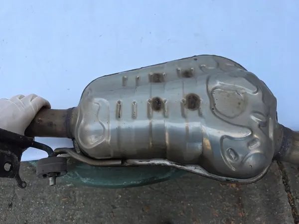 Mittelschalldämpfer Audi Q5 2.0T 2.0TFSI image 4