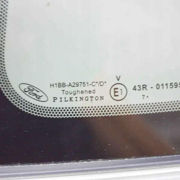 Gebruikt Ford OE Linker Achterruit H1BBA29751D image 6