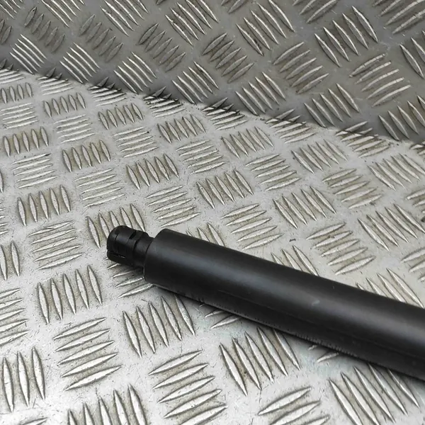 Oikea tavaratilan lukitusmoottori MERCEDES-BENZ GLE (W166) A1679800564 image 2