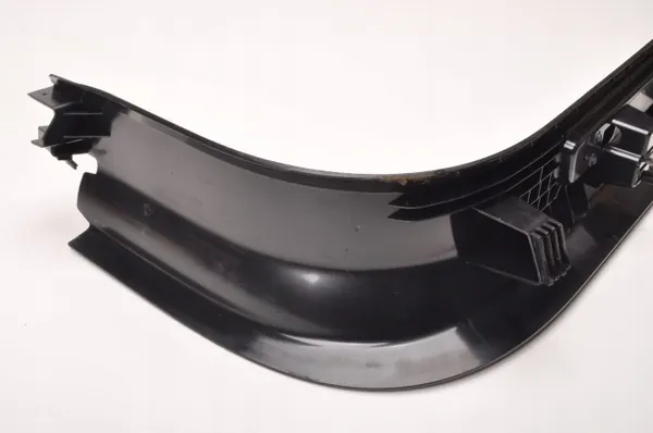 Volvo XC60 II Linke Vordere Schwellerverkleidung OEM 31448014 image 7