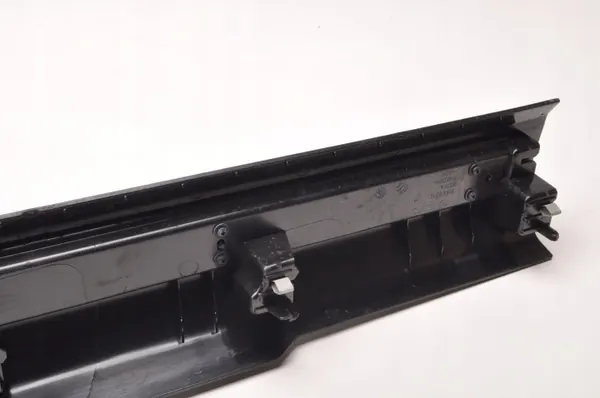 Volvo XC60 II Linke Vordere Schwellerverkleidung OEM 31448014 image 9