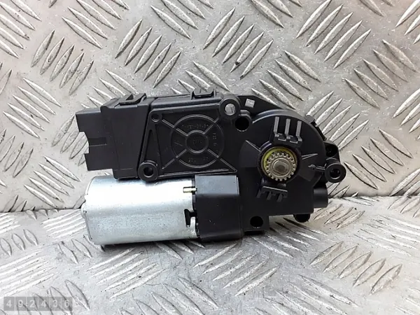 Jaguar F-Pace Schiebedach OEM jk8353508ae - Gebraucht image 3