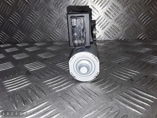 Jaguar F-Pace Schiebedach OEM jk8353508ae - Gebraucht image 5
