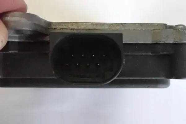 BMW radar 6892575-02 image 3