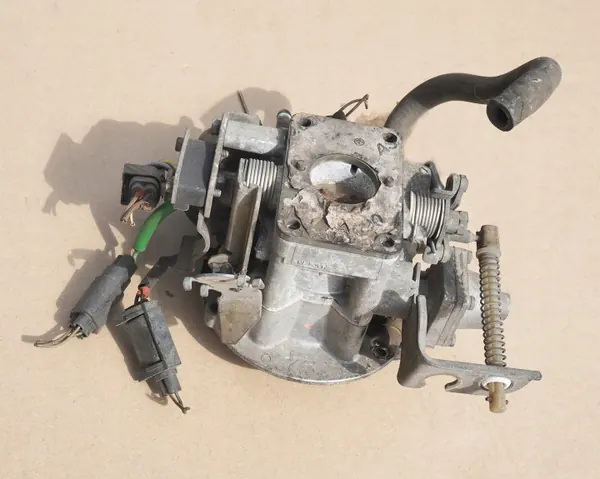 Carburador Weber OEM 34CFM 7C 030675 - Usado image 10