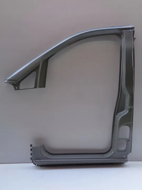 OEM 46205 Vasen etupilari Mercedes Vito W447:lle image 2