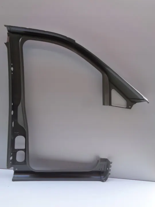 OEM 46205 Vasen etupilari Mercedes Vito W447:lle image 3