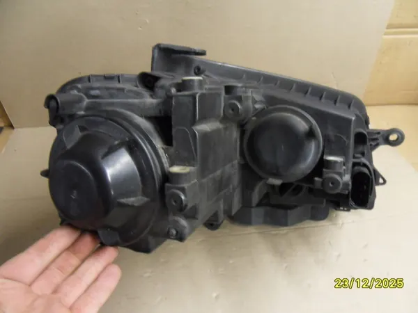 Vasen Etuvalot VW Touran I Lift image 7