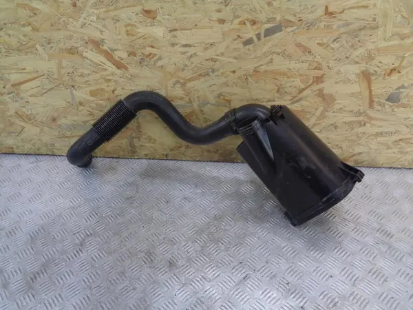 Ilmansuodattimen Kotelo Audi A2 1.4 16V 1999- 8Z0129620 image 4