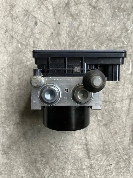 Pompe ABS OEM 28515826053 pour Nissan Navara D23 image 5