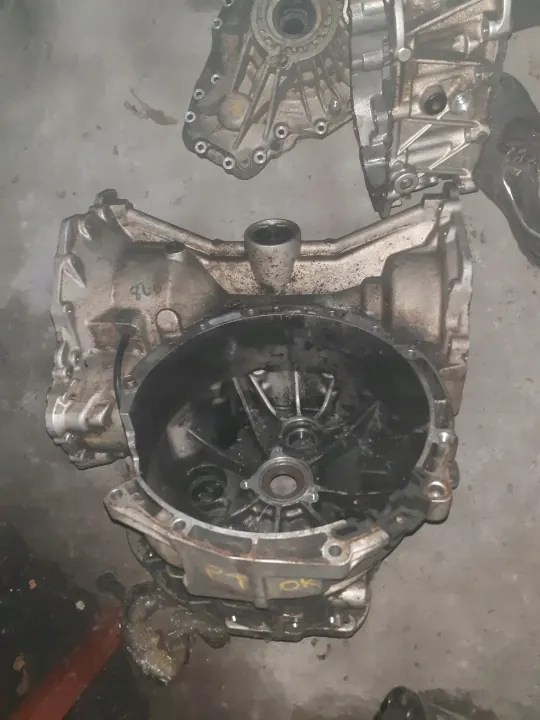Caixa de velocidades Ford Transit 4x4 OEM CC1V7003A image 2