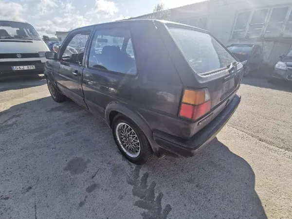 Volkswagen Golf Vesiletkku 1990 1.6L 535121109 image 8