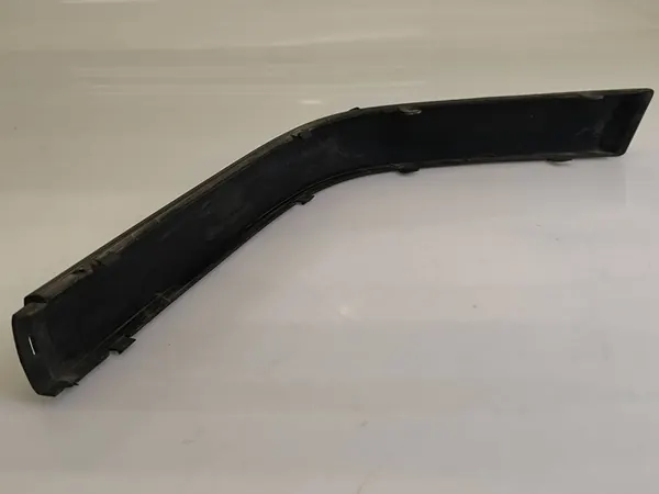 Rivestimento paraurti anteriore BMW 3 E36 image 2