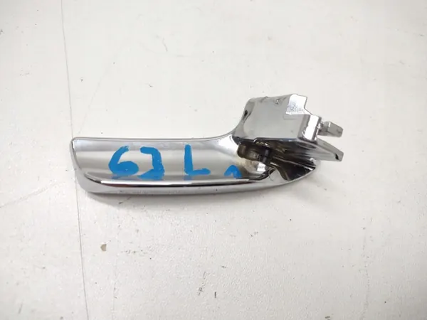 Puxador Interior OEM 6J1837113A Esquerdo Dianteiro Cromo image 3