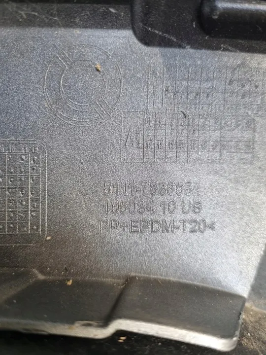 BMW X3 F25 LIFT Paraurti anteriore image 10