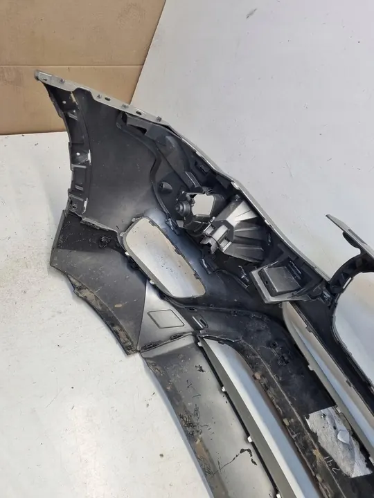 BMW X3 F25 LIFT Paraurti anteriore image 4