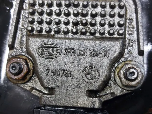 BMW 3 Series Oljetank 320i 120kW 7501786 image 2