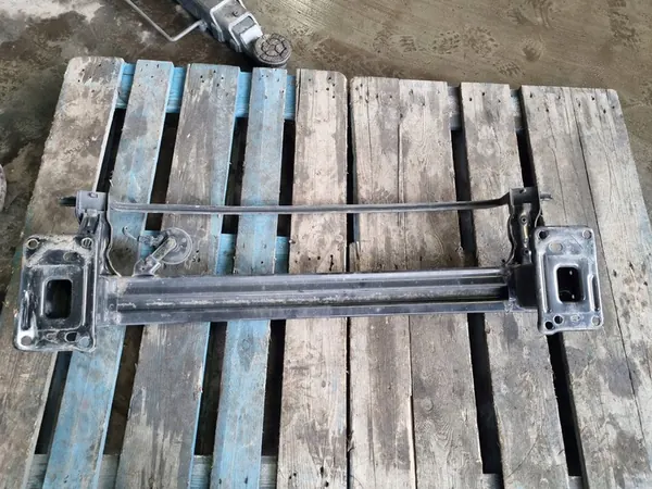 KIA CEED II 12-17 Etupuskuri image 4