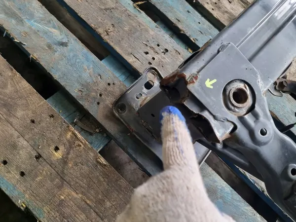 KIA CEED II 12-17 Etupuskuri image 7