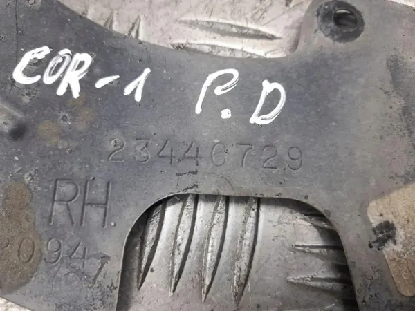 Pieza delantera derecha Chevrolet Corvette OEM 23446729 image 4