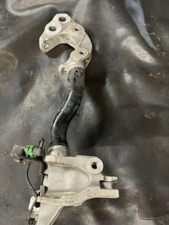 Frambromsbelägg OEM 4M0802037B - Porsche OE image 4