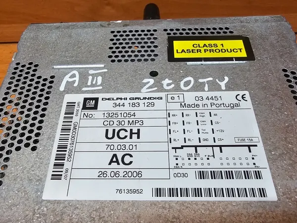 OEM 13251054 Fabrieksradio CD30 MP3 Display Opel image 3
