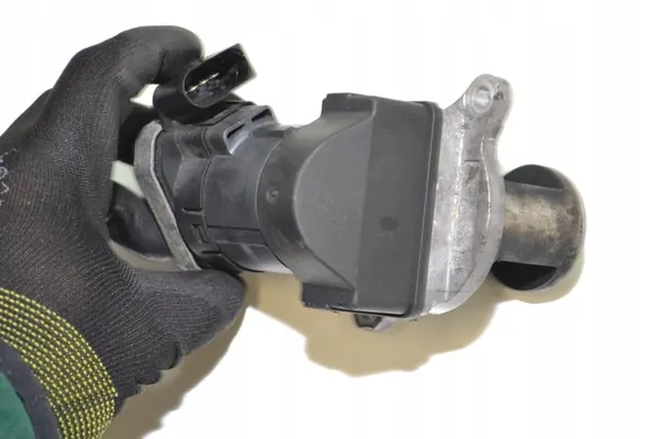 Válvula EGR Mercedes W211 W219 W221 3.0 CDI 00005320C2 image 5