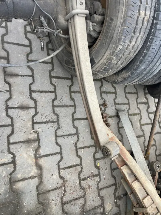 Mola Traseira Gêmea Iveco OE 1999-2014 image 3