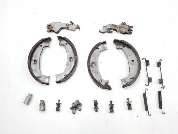 BMW OEM MAM53080 Handbrems-Bremsbeläge - Gebraucht image 2
