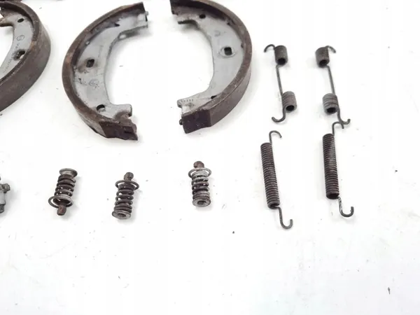 BMW OEM MAM53080 Handbrems-Bremsbeläge - Gebraucht image 3