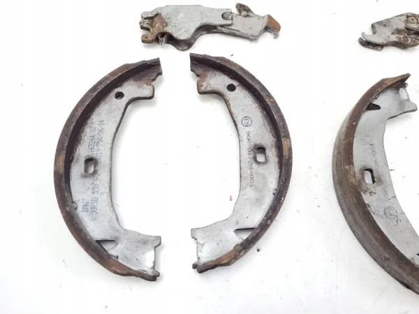 BMW OEM MAM53080 Handbrems-Bremsbeläge - Gebraucht image 5