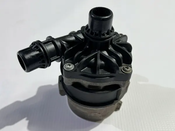 Bomba de circulação de água Chrysler OEM 68237836AA image 3