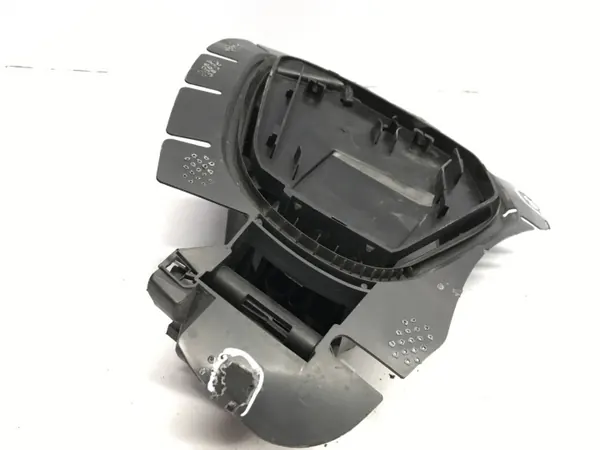 Latauspistokkeen kansi Mercedes-Benz V Class W447 A4476375400 image 5