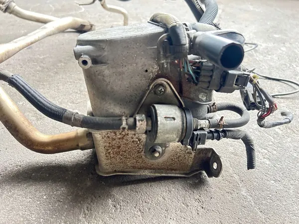 2012 Toyota Verso-S Parking Heater (Webasto) image 8