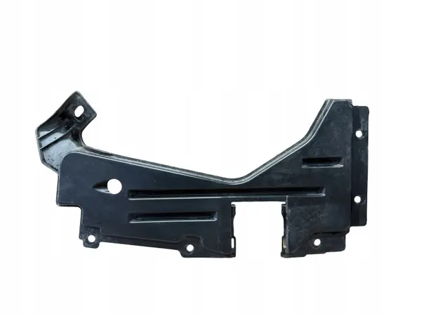 Audi Q3 8U vänster bakre underkroppssköld OEM 8U0825215B image 2