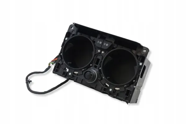 Thermische bekerhouder OEM 6827173MWGK2 voor BMW X5 X6 X7 XM image 2