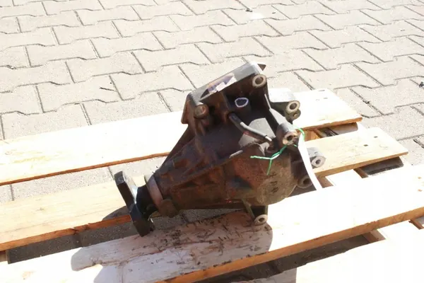 Nissan Qashqai+ 2010 Caja de transferencia image 2