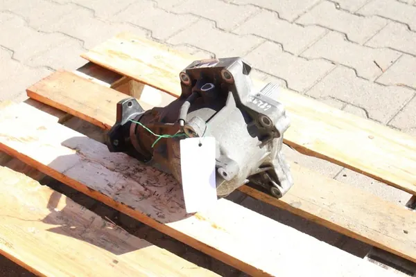 Nissan Qashqai+ 2010 Caja de transferencia image 3