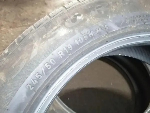 Rejilla maletero BMW Serie 7 OEM 24550R19 Usado image 3