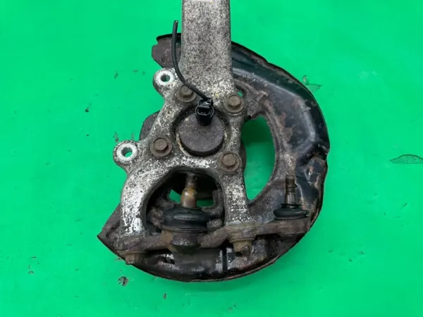OEM ZWROTNICA PIASTA LEWA PRZEDNIA Z ABS RWD LEXUS GS III 3.0 V6 GS300 05-12 image 9