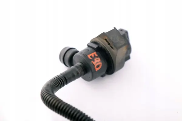 BMW Bränsletank Ventilationsventil OEM 7618643 - Begagnad image 4