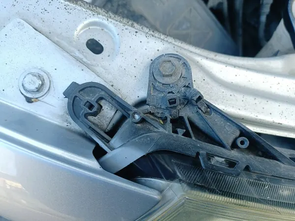 FIAT SCUDO II 06-13 Oikea Etuvalaisin OEM 1401367980 image 6