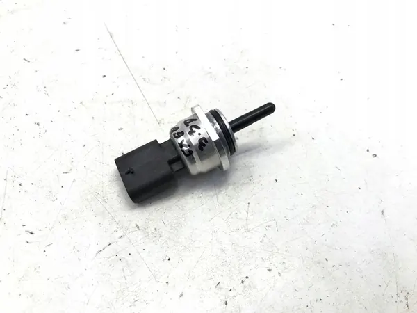 MAZDA CX-60 3.3 Oil Pressure Sensor HF0118541 image 1