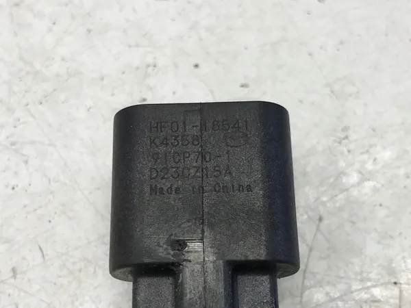MAZDA CX-60 3.3 Oil Pressure Sensor HF0118541 image 5