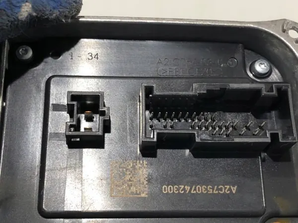 Balasto Xenón OEM A2479004204 para Mercedes GLC image 3