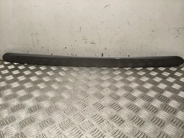 Détail de finition Renault OE 848103563R Kangoo III image 5