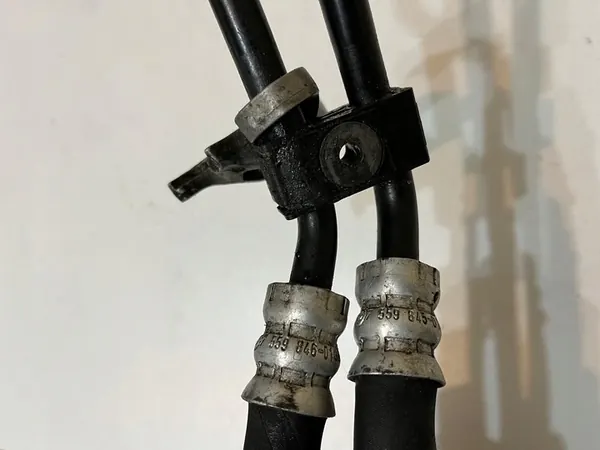 Tuyau d'huile de transmission automatique BMW 1 E87 2.0B OEM 67559845 image 4