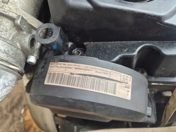Motor usado VW Eos Passat B6 2.0 TDI OEM 1k087686754 image 5