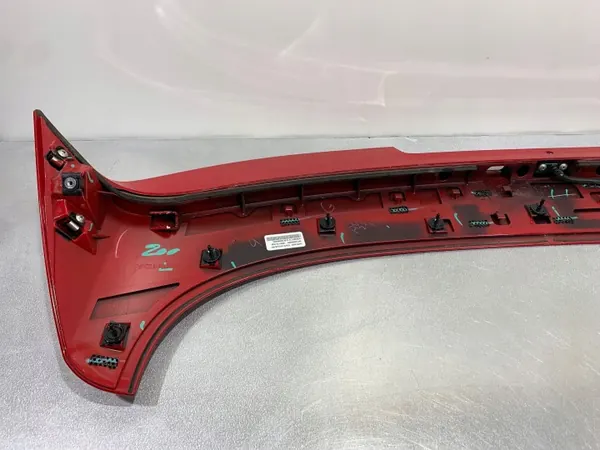 Honda HR-V Spoiler OEM FBZ21002 - Begagnad image 10