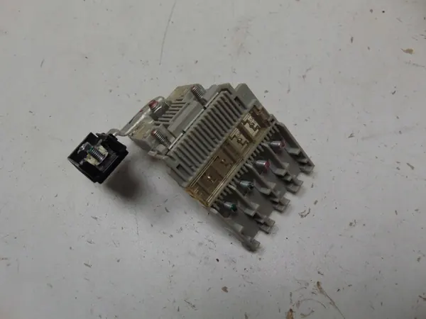 Mitsubishi OE Batteriekabel mit Sicherung - OEM Teil image 4